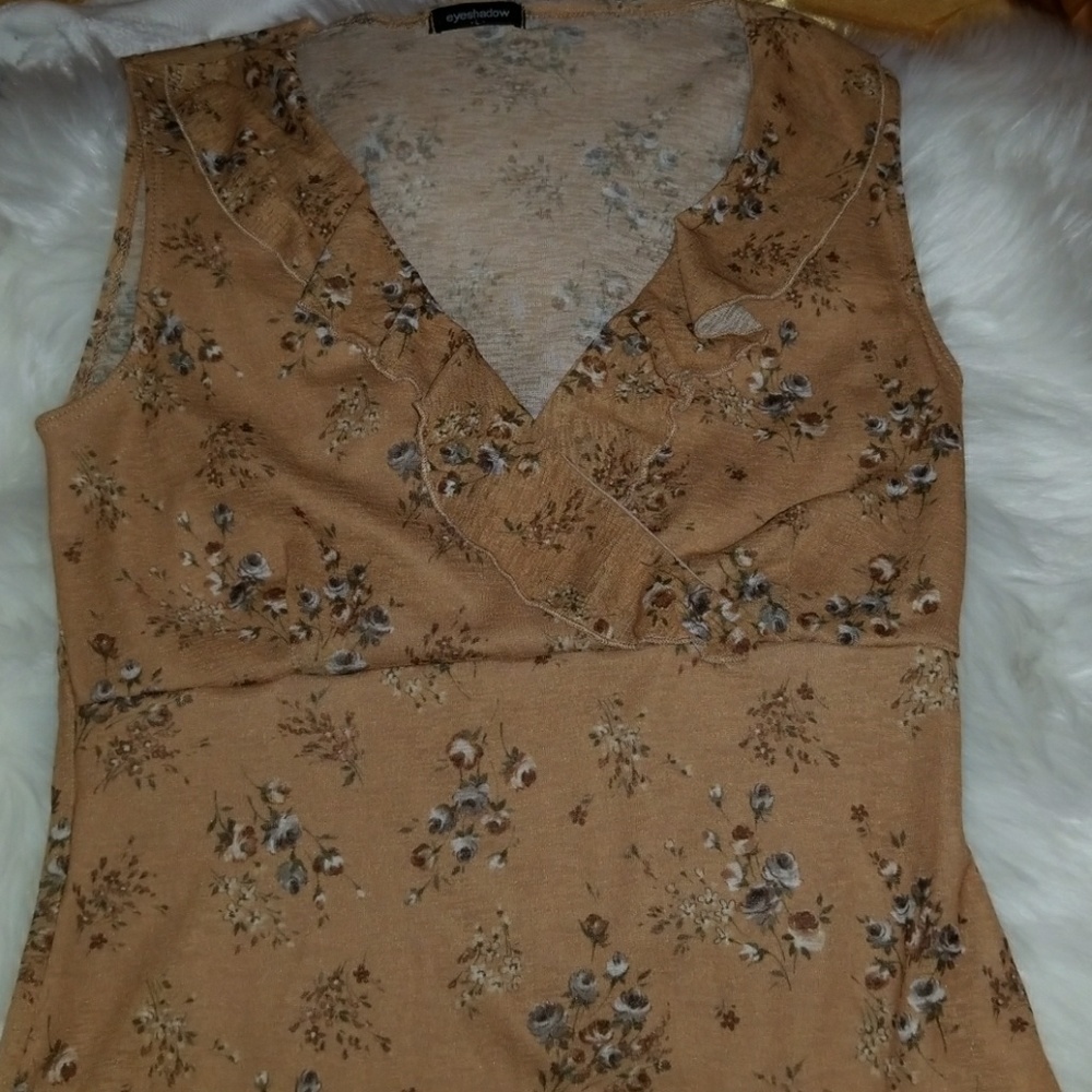 Eyeshadow deep v sheer floral super feminine top
